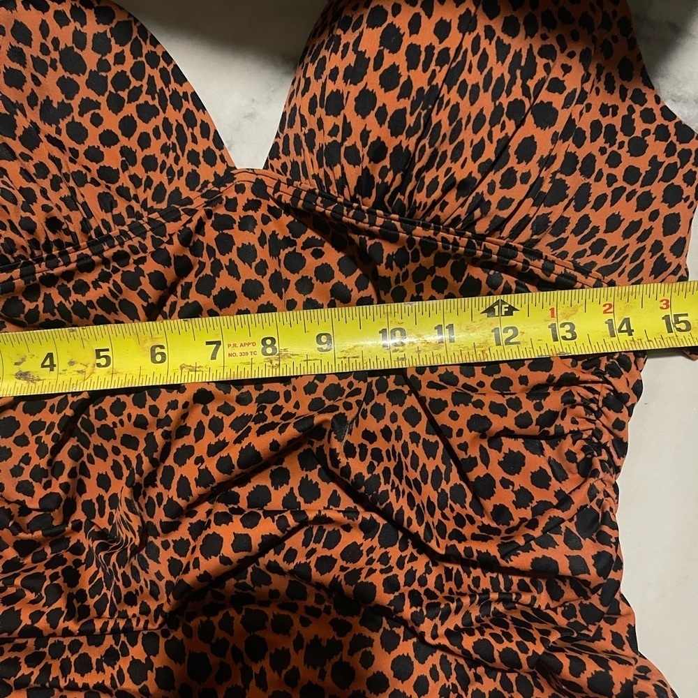 Victoria's Secret Leopard Print One Piece Swimsuit - Picture 8 of 8